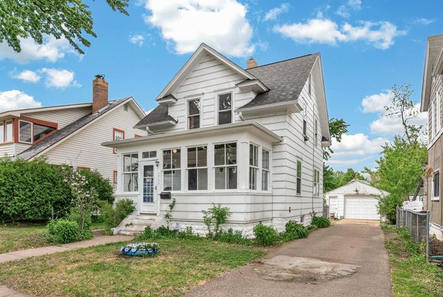 1363 Thomas Avenue, Saint Paul, MN 55104