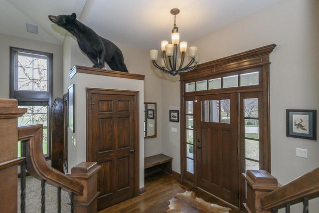 W328S8845 Oak Tree DRIVE, Mukwonago, WI 53149