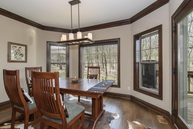 W328S8845 Oak Tree DRIVE, Mukwonago, WI 53149