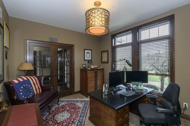 W328S8845 Oak Tree DRIVE, Mukwonago, WI 53149