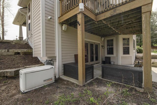 W328S8845 Oak Tree DRIVE, Mukwonago, WI 53149
