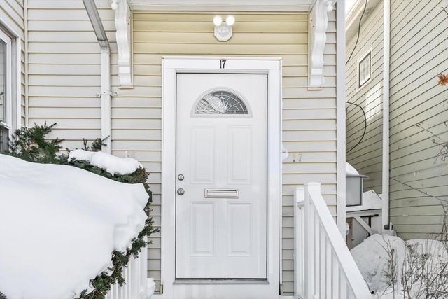 17 Buckingham Street 2, Somerville, MA 02143