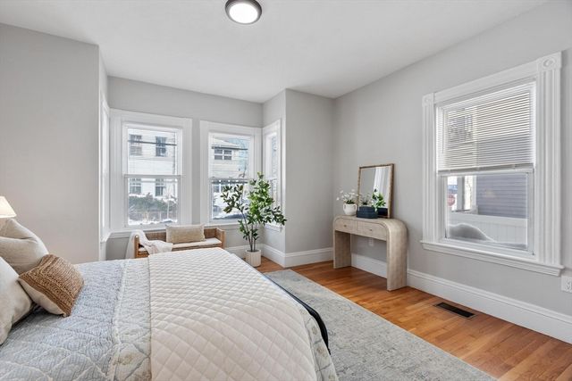 17 Buckingham Street 2, Somerville, MA 02143