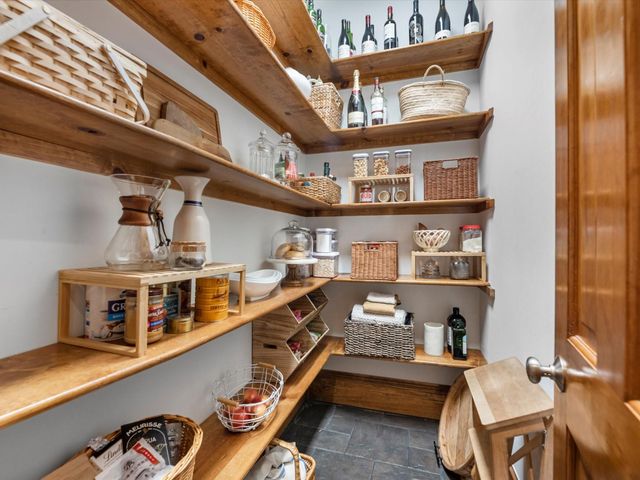 6114 Truro Street, Houston, TX 77007