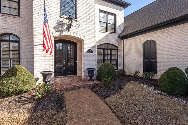 2796 OLD COURSE DR, Collierville, TN 38017