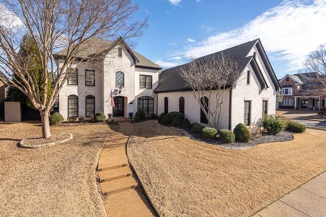 2796 OLD COURSE DR, Collierville, TN 38017