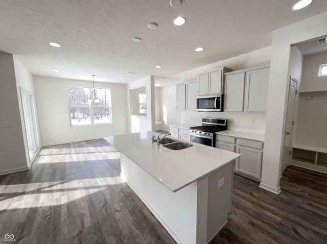 1244 Sunset Boulevard, Avon, IN 46123