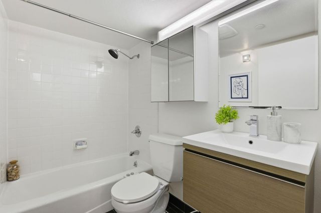 55 Norfolk Street 202, San Francisco, CA 94103