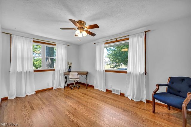 145 Hall Drive, Wadsworth, OH 44281