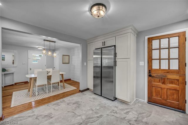 145 Hall Drive, Wadsworth, OH 44281