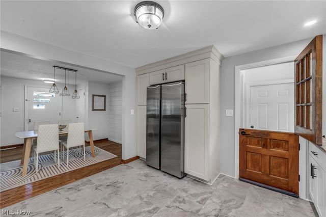 145 Hall Drive, Wadsworth, OH 44281