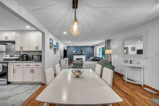 145 Hall Drive, Wadsworth, OH 44281