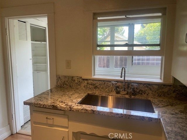 218 W 12th, Claremont, CA 91711