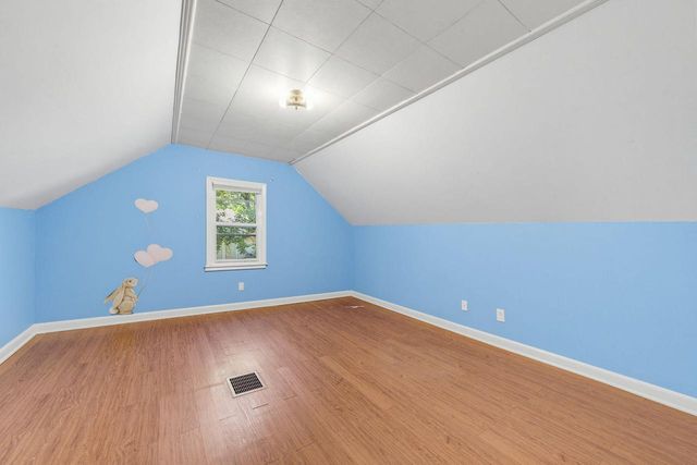 S64W19049 School DRIVE, Muskego, WI 53150