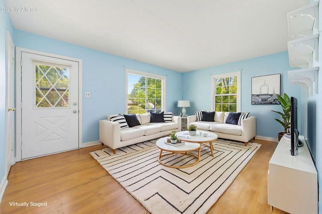 S64W19049 School DRIVE, Muskego, WI 53150