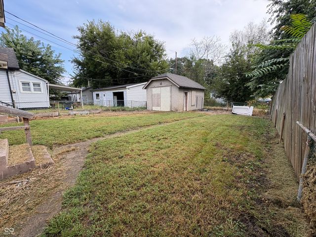 1530 S 17th, Terre Haute, IN 47802