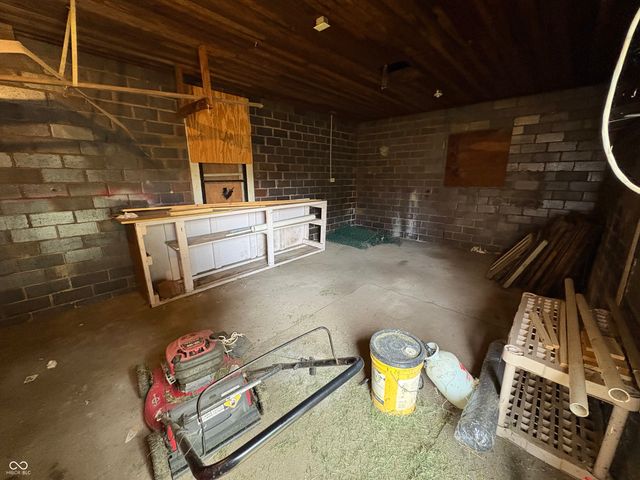1530 S 17th, Terre Haute, IN 47802