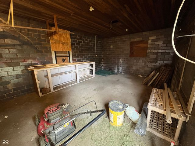 1530 S 17th, Terre Haute, IN 47802