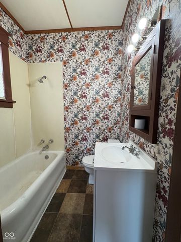 1530 S 17th, Terre Haute, IN 47802