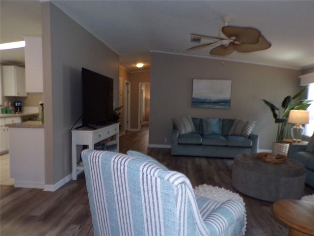232 NATURES WAY, North Port, FL 34287