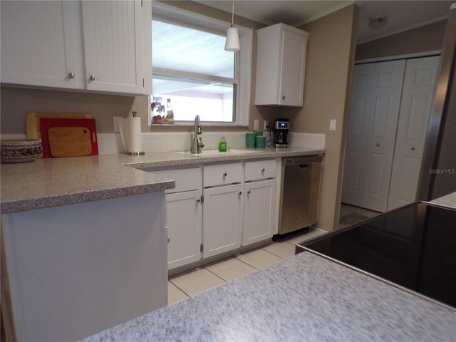 232 NATURES WAY, North Port, FL 34287
