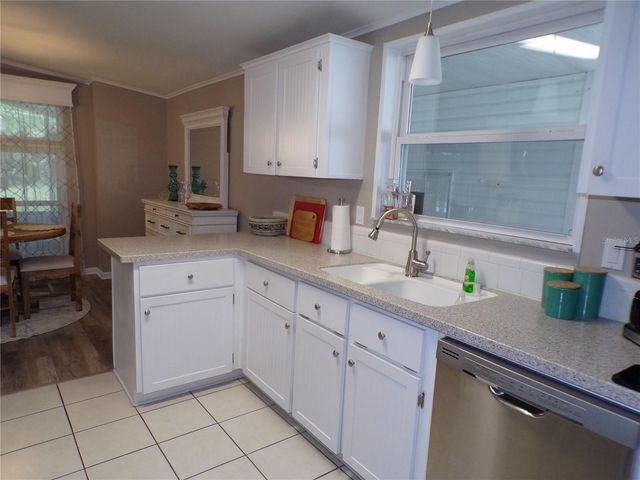 232 NATURES WAY, North Port, FL 34287