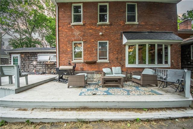 5851 Bowmiller Road, Lockport Town, NY 14094