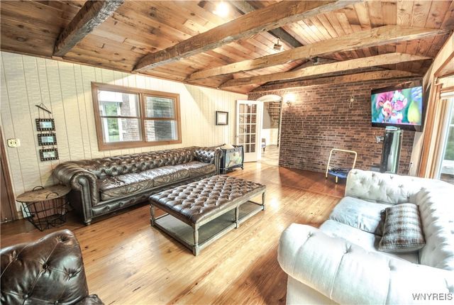 5851 Bowmiller Road, Lockport Town, NY 14094