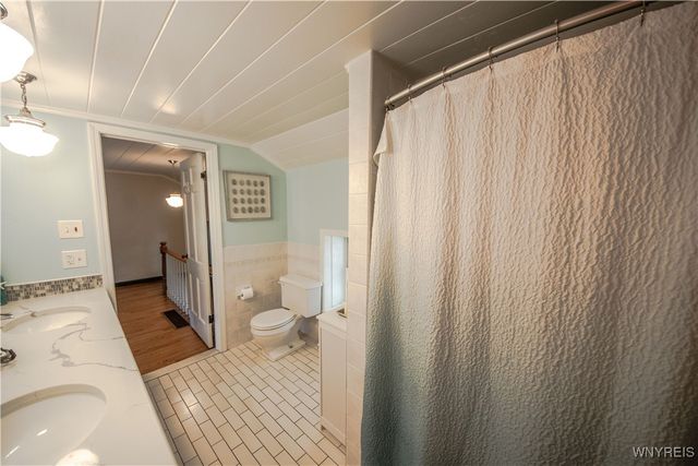 5851 Bowmiller Road, Lockport Town, NY 14094