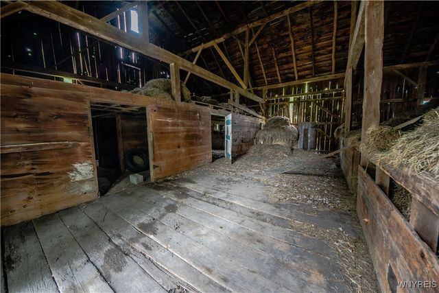 5851 Bowmiller Road, Lockport Town, NY 14094