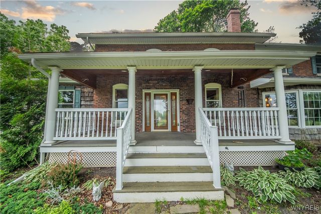 5851 Bowmiller Road, Lockport Town, NY 14094