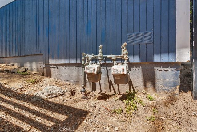26396 State Highway 189, Twin Peaks, CA 92391