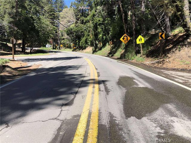 26396 State Highway 189, Twin Peaks, CA 92391