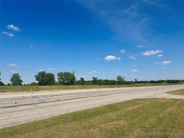 1931 Highway 70 E, Kingston, OK 73439