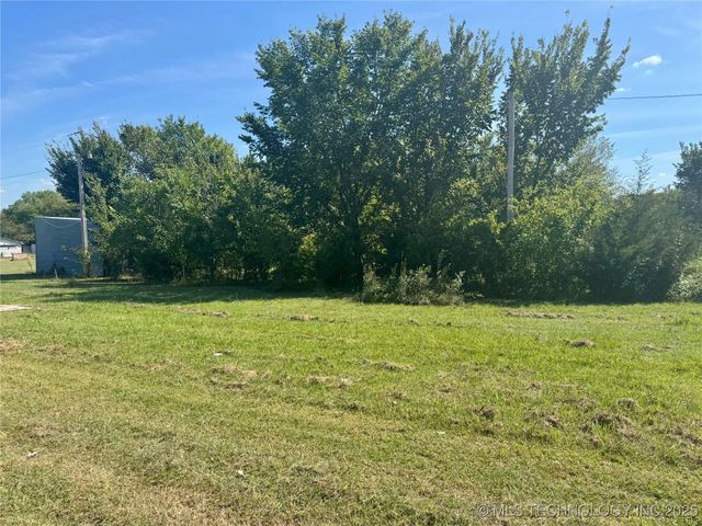 1931 Highway 70 E, Kingston, OK 73439