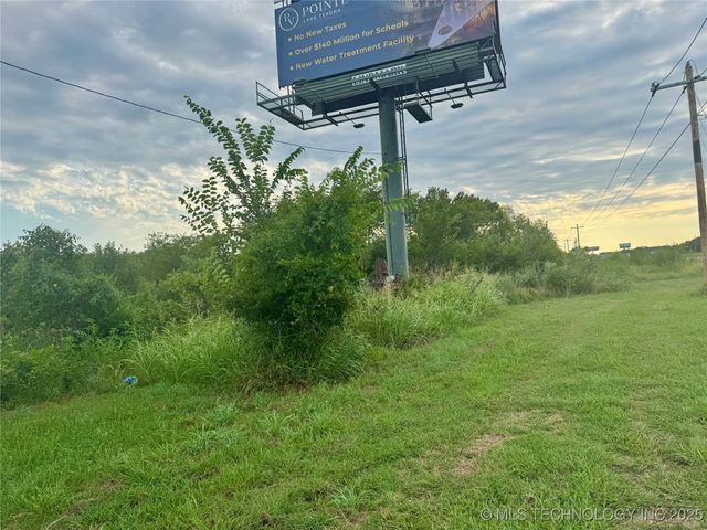 1931 Highway 70 E, Kingston, OK 73439