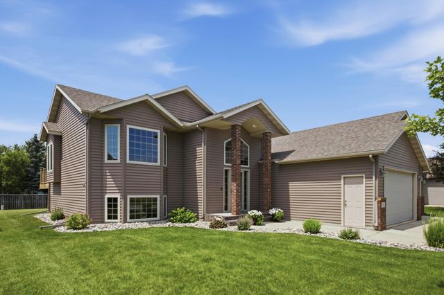 506 8th Street NE, Dilworth, MN 56529