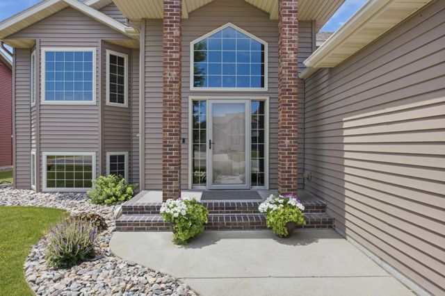 506 8th Street NE, Dilworth, MN 56529