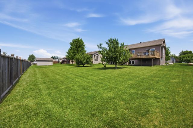 506 8th Street NE, Dilworth, MN 56529