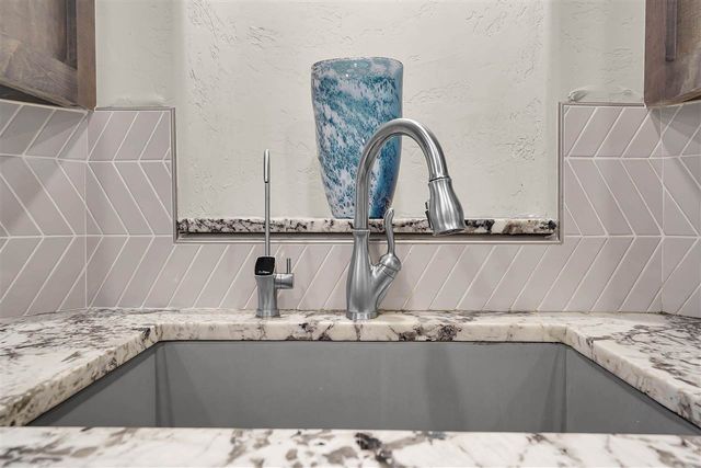 6813 SW Oakley, Lawton, OK 73505