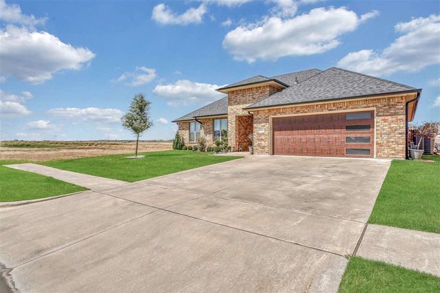 6813 SW Oakley, Lawton, OK 73505