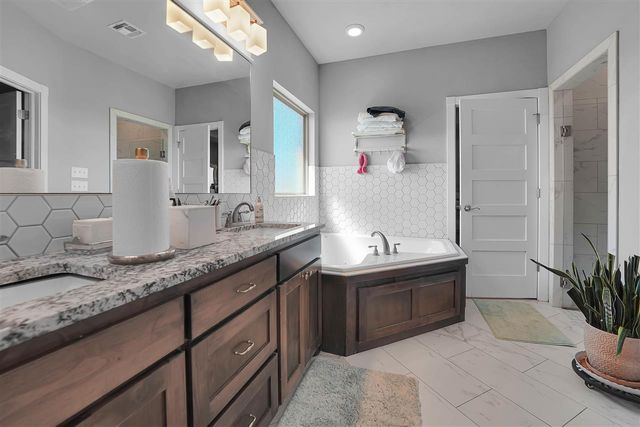 6813 SW Oakley, Lawton, OK 73505