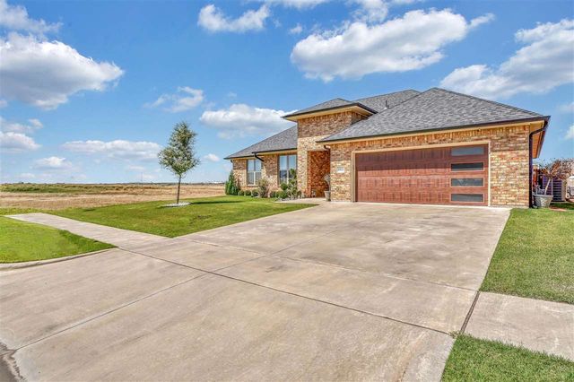 6813 SW Oakley, Lawton, OK 73505