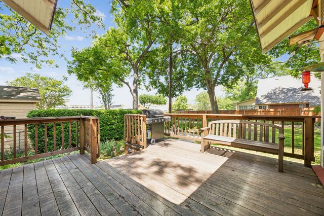 411 S 11th Street, Garland, TX 75040