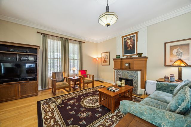 411 S 11th Street, Garland, TX 75040