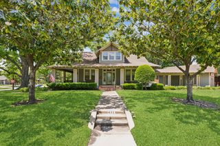 411 S 11th Street, Garland, TX 75040