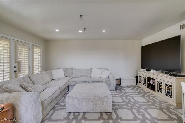 5133 Southern Hills Lane, Las Vegas, NV 89113