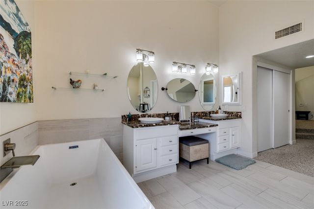 5133 Southern Hills Lane, Las Vegas, NV 89113