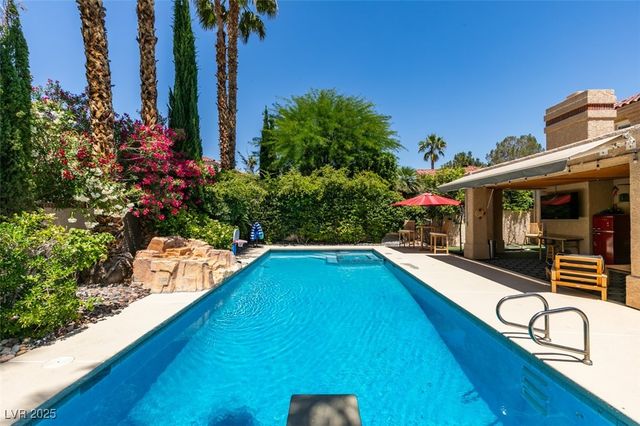 5133 Southern Hills Lane, Las Vegas, NV 89113