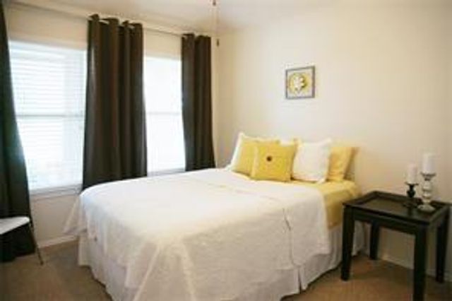 16622 Lake Prince Lane, Houston, TX 77044